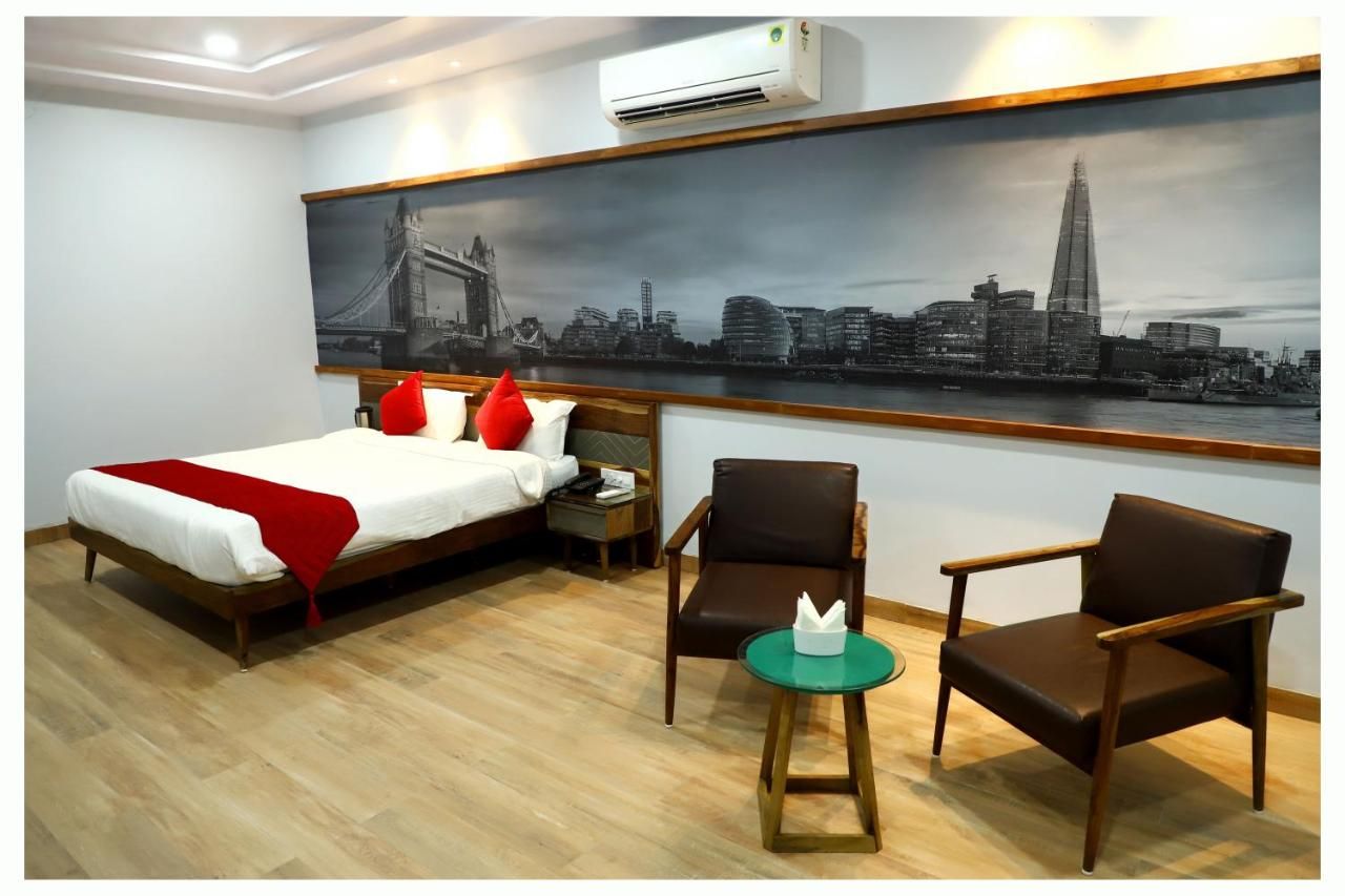 Annandam Inn Standard AC Room with Double Bed 2