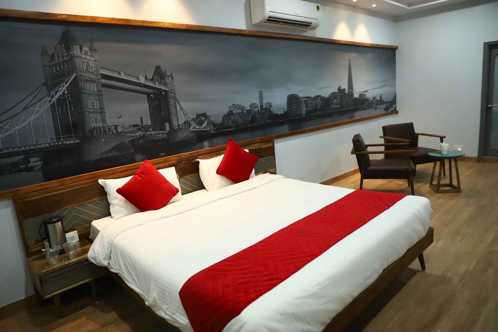 Annandam Inn Standard AC Room with Double Bed 3