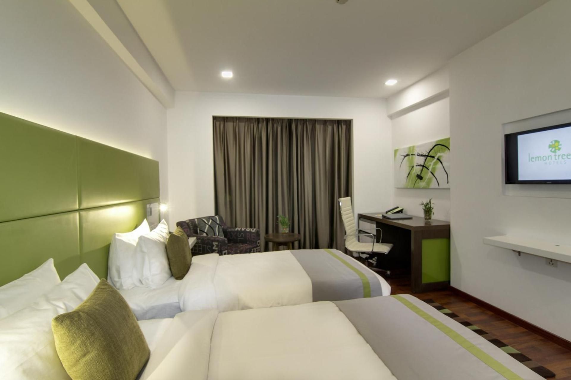 Lemon Tree Hotel, Banjara Hills, Hyderabad Superior King Room 5