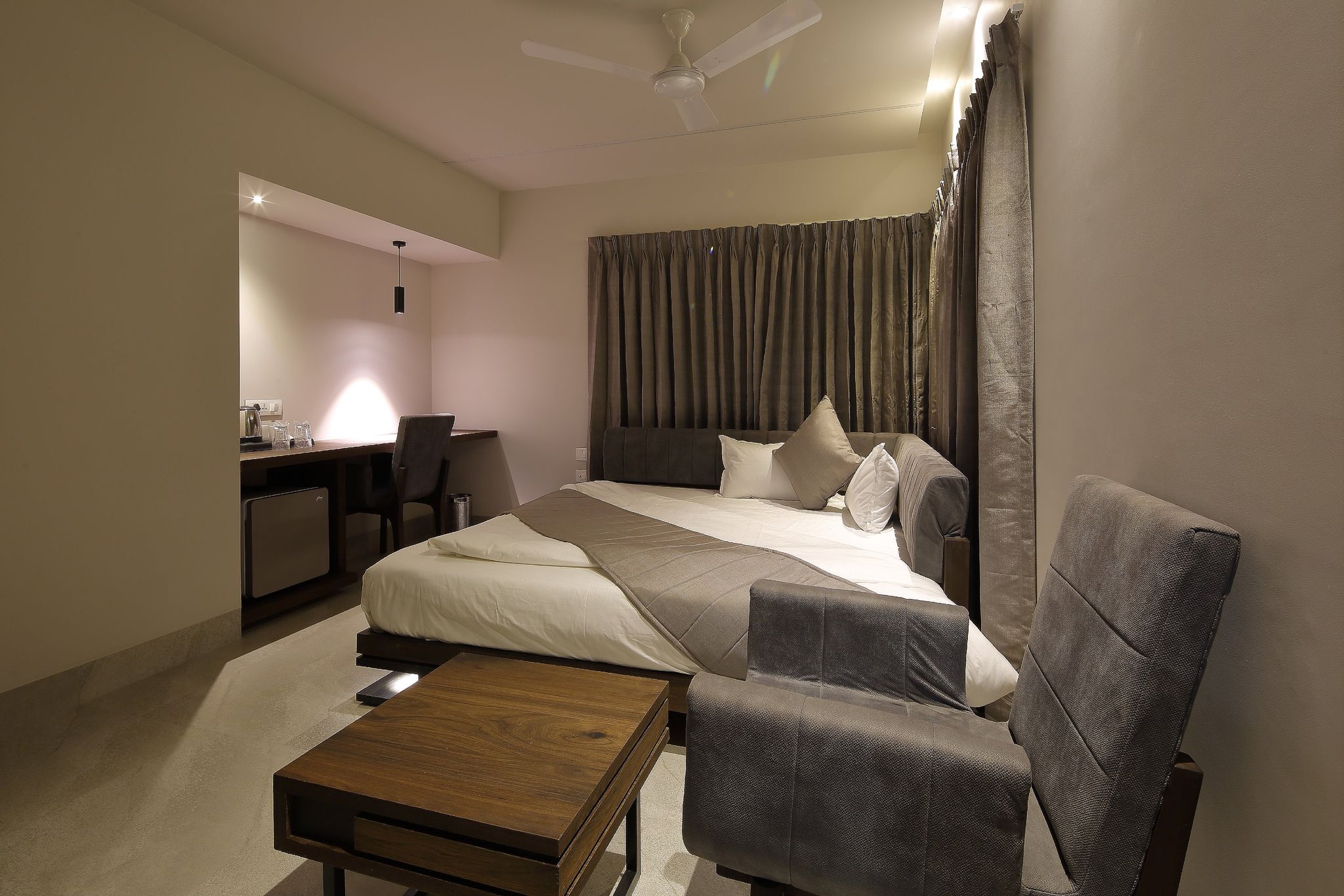 Eminent Room