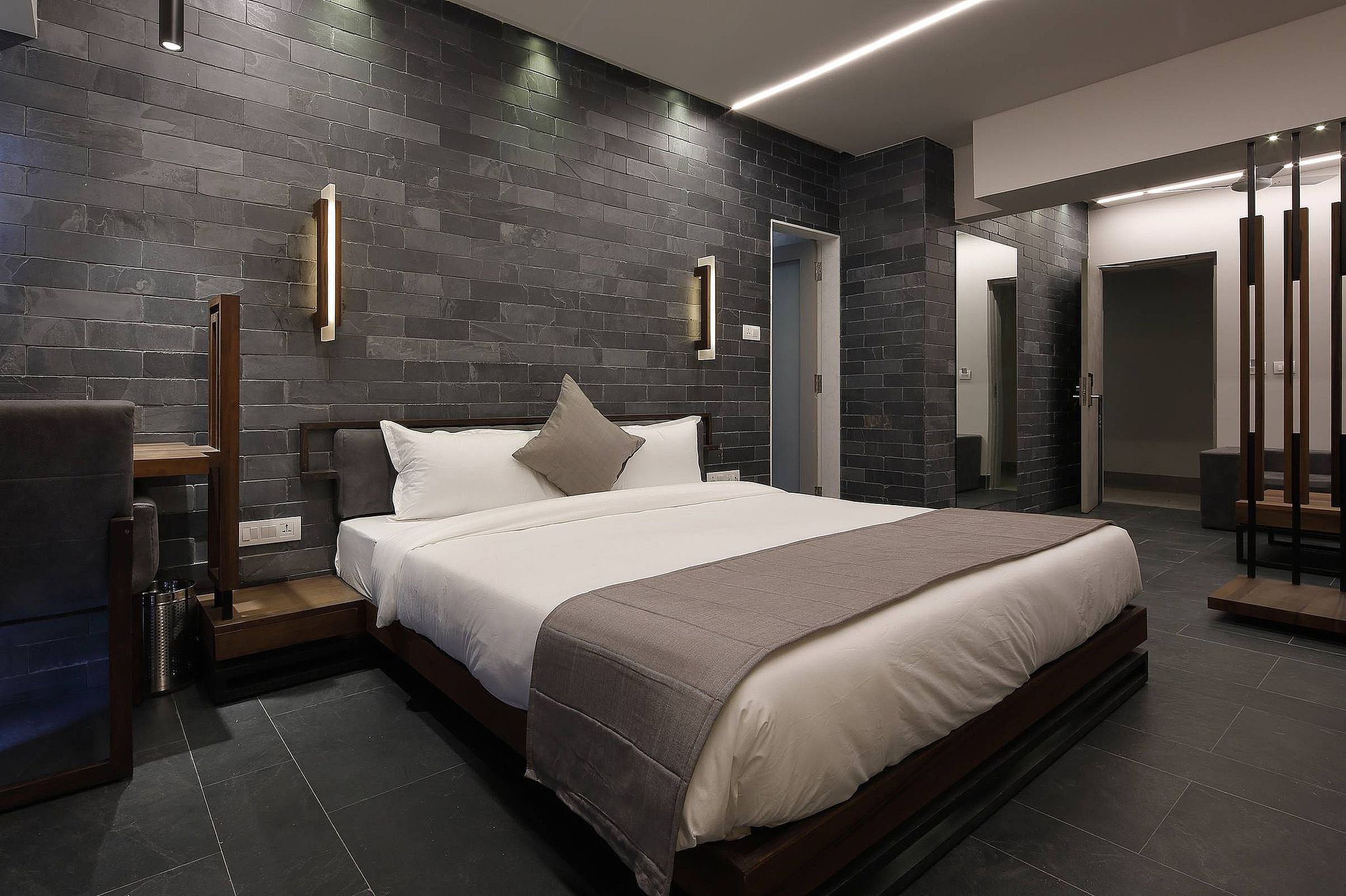 Fluent Room