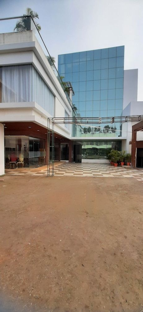 undefined Sparsh Hotel and Resort 9