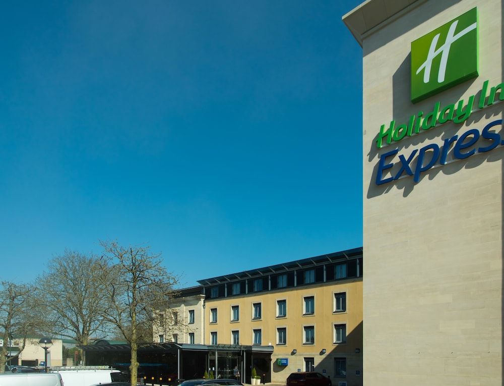 undefined Holiday Inn Express Bath by IHG 3
