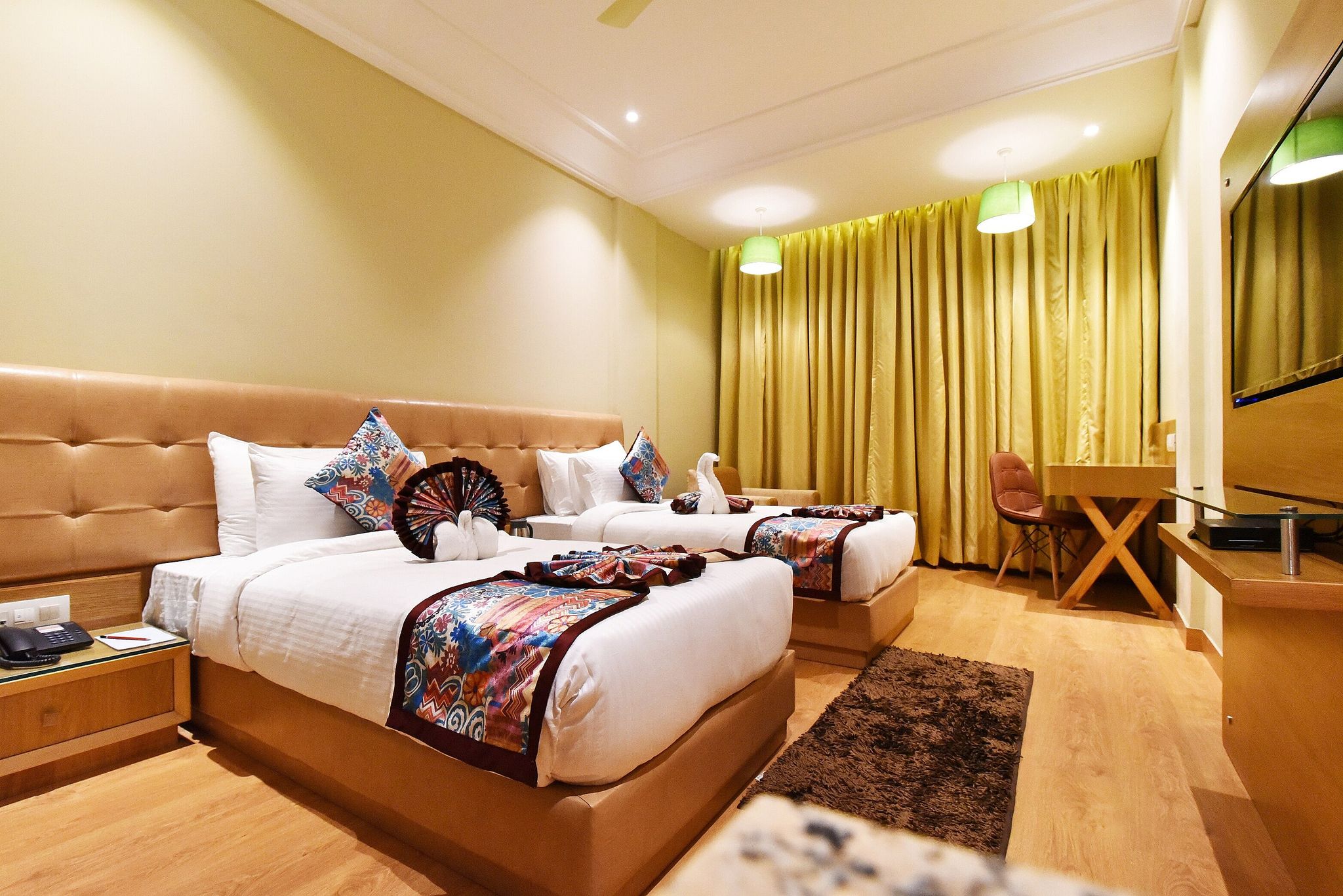 Hotel DNR Pride Premium King room 2