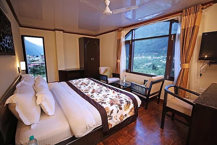 Premium Room with Scenic View