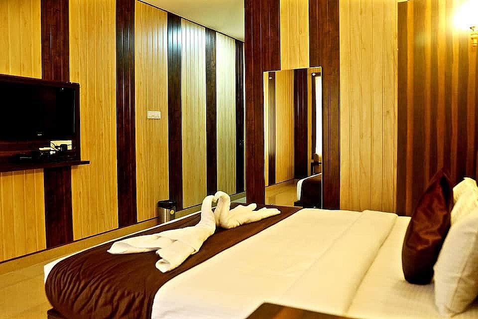 Hotel Trance Ganga Deluxe Room 3