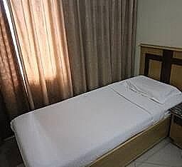 3 Bedded Deluxe AC Room