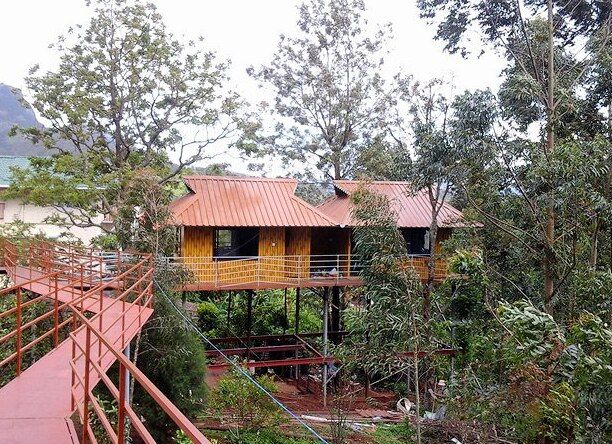 undefined Silver Mount Holidays 10