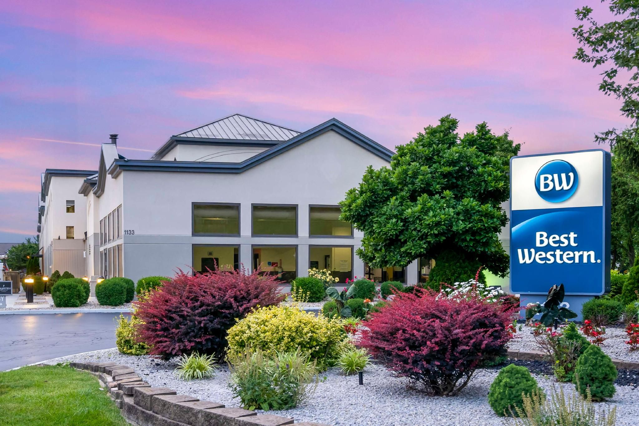 undefined Best Western Suites 9