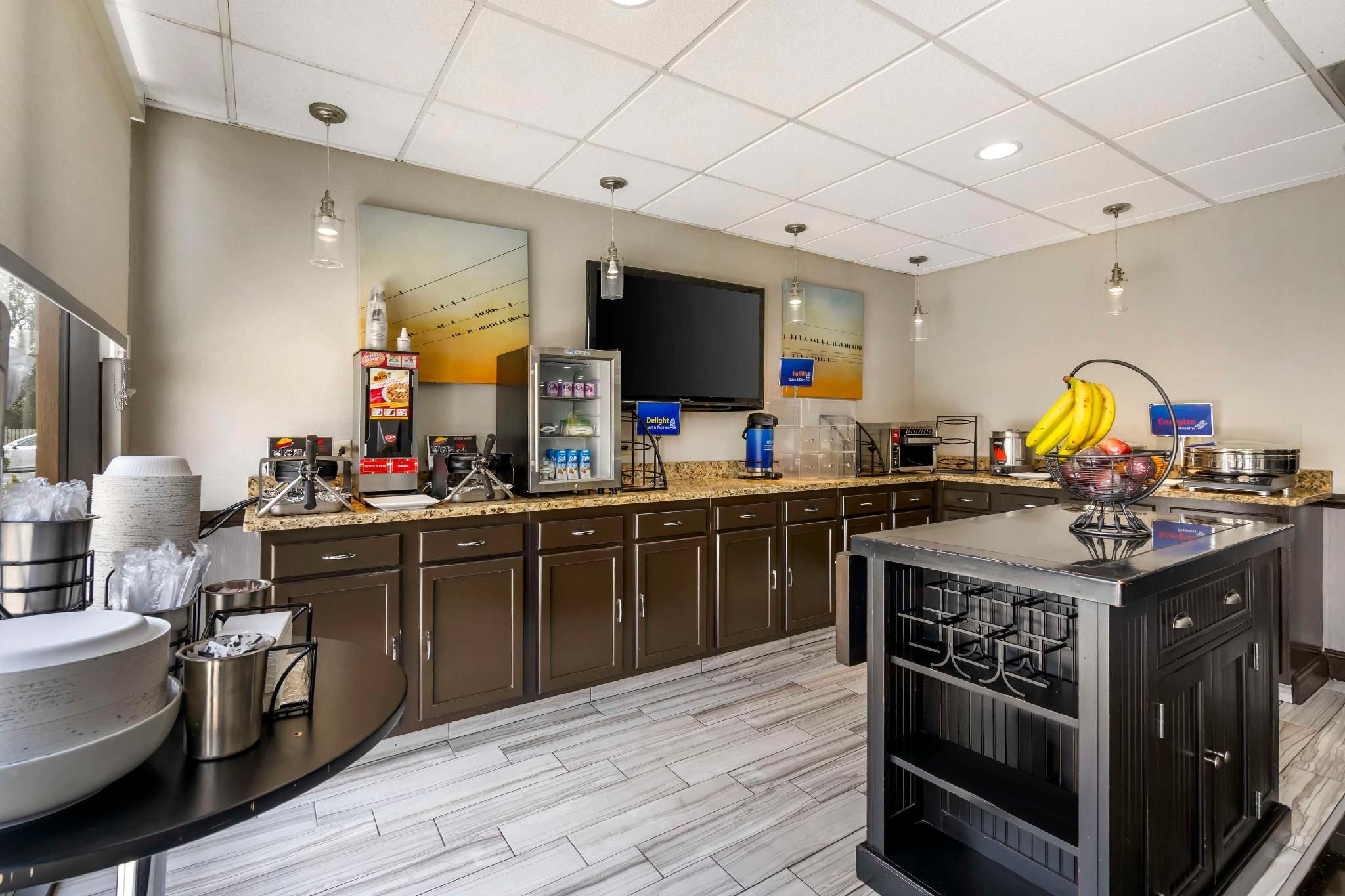 undefined Best Western Suites 8