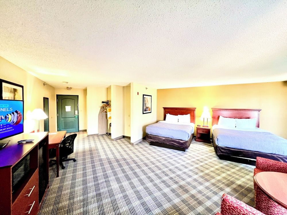 Room, 2 Queen Beds, Non Smoking