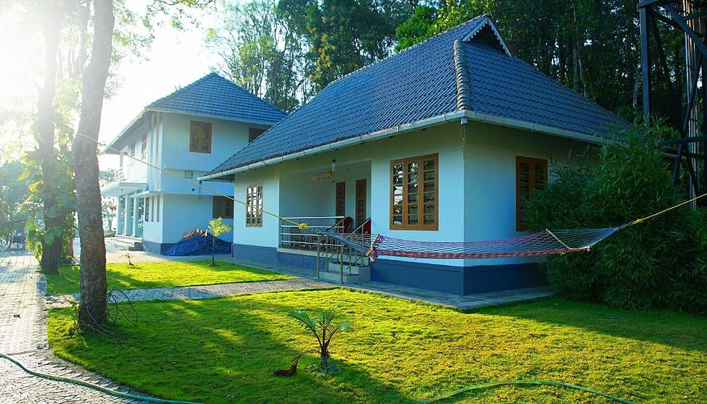 undefined Woodrose Resort 6