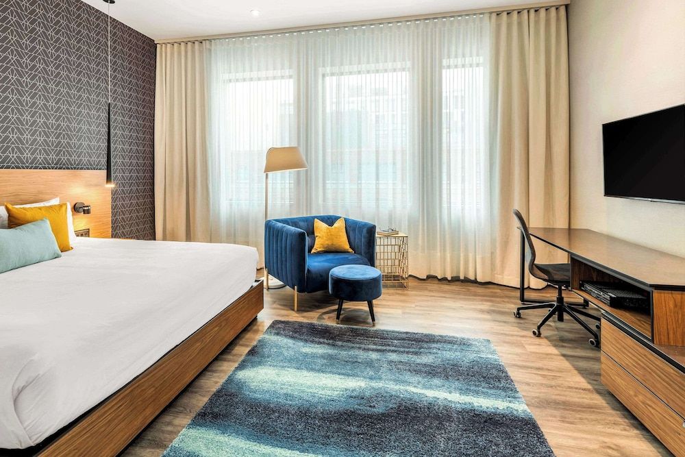 Superior Room, 1 King Bed, Non Smoking