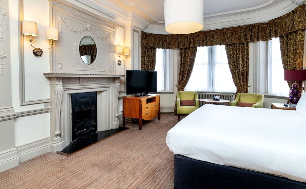Superior Room, 1 King Bed