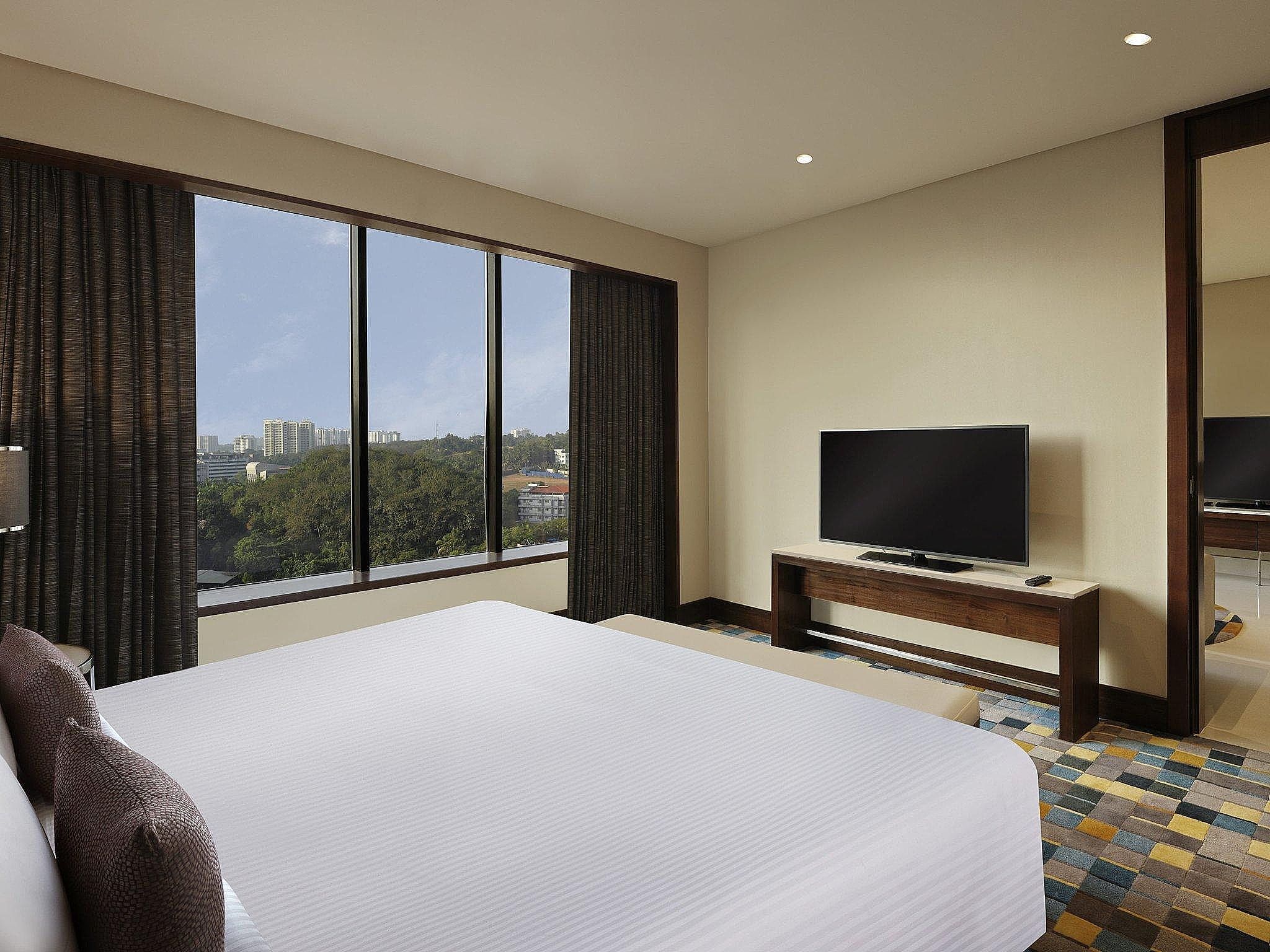 Superior Room, 1 King Bed