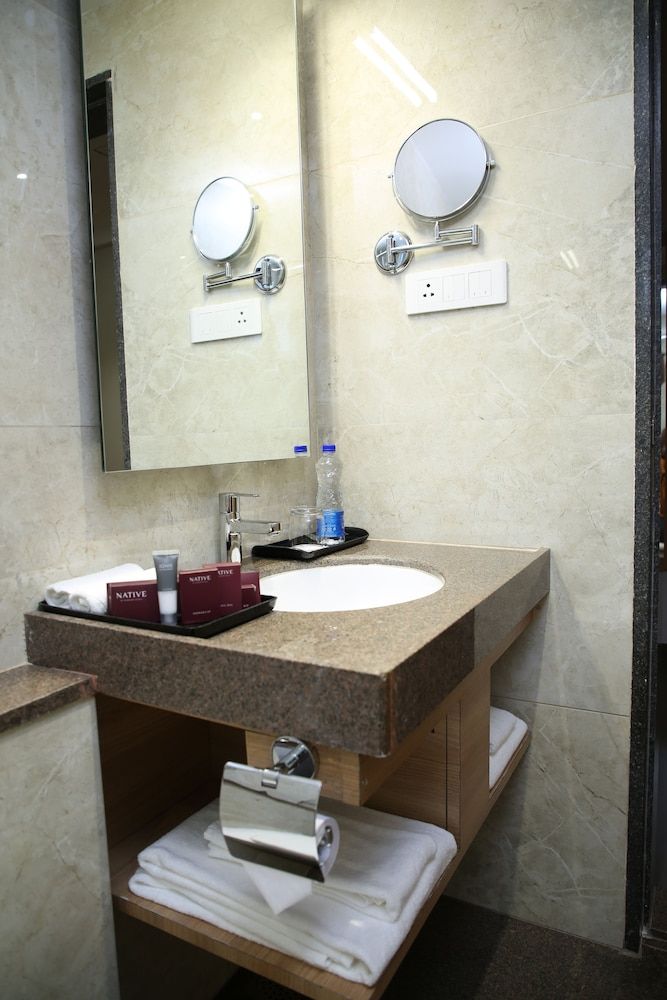 Native Hotel By Heda Hospitality Executive Room 6