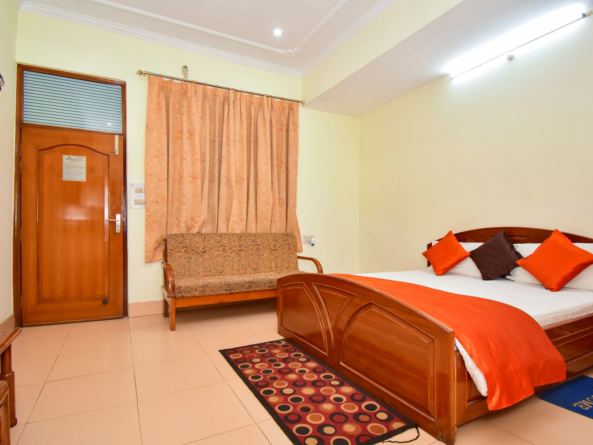 Hotel Vrindavan Garden Deluxe Room 14