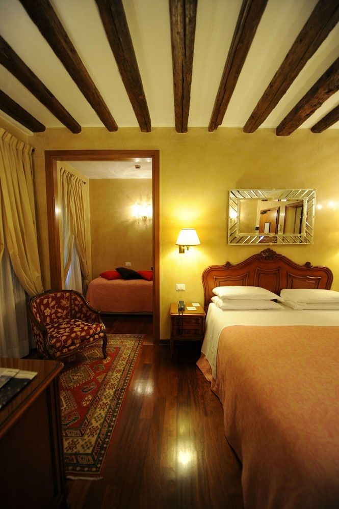 undefined Hotel Bisanzio 3