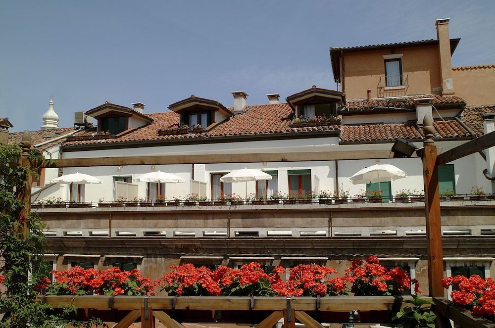 undefined Hotel Bisanzio 2