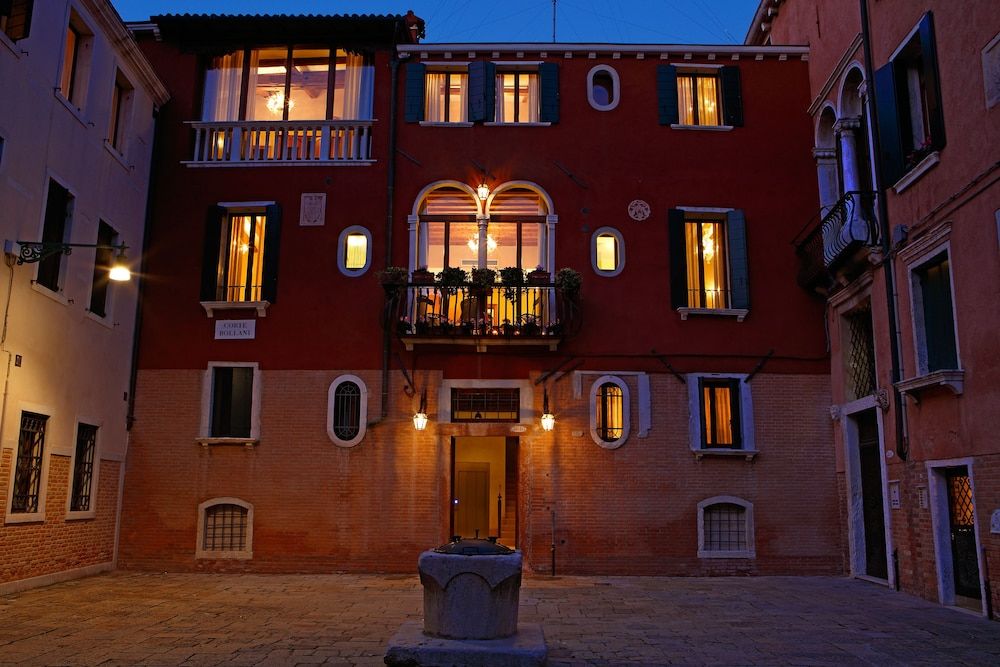 undefined Hotel Bisanzio 8