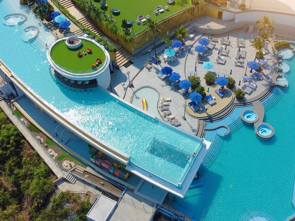 undefined Royal Cliff Beach Hotel Pattaya