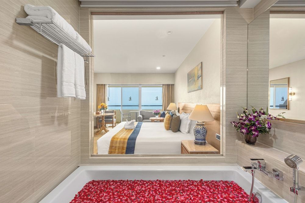 undefined Royal Cliff Beach Hotel Pattaya 8