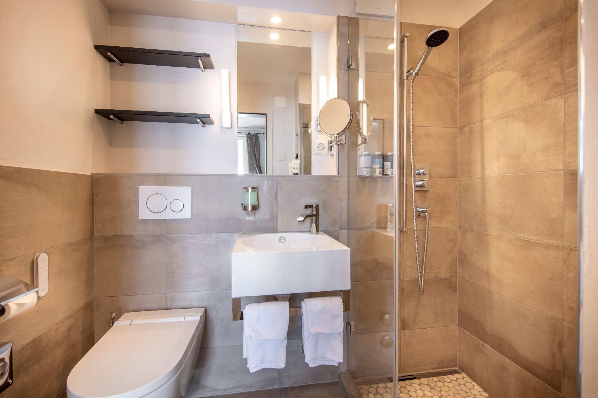 undefined Belvedere Swiss Quality Hotel 9