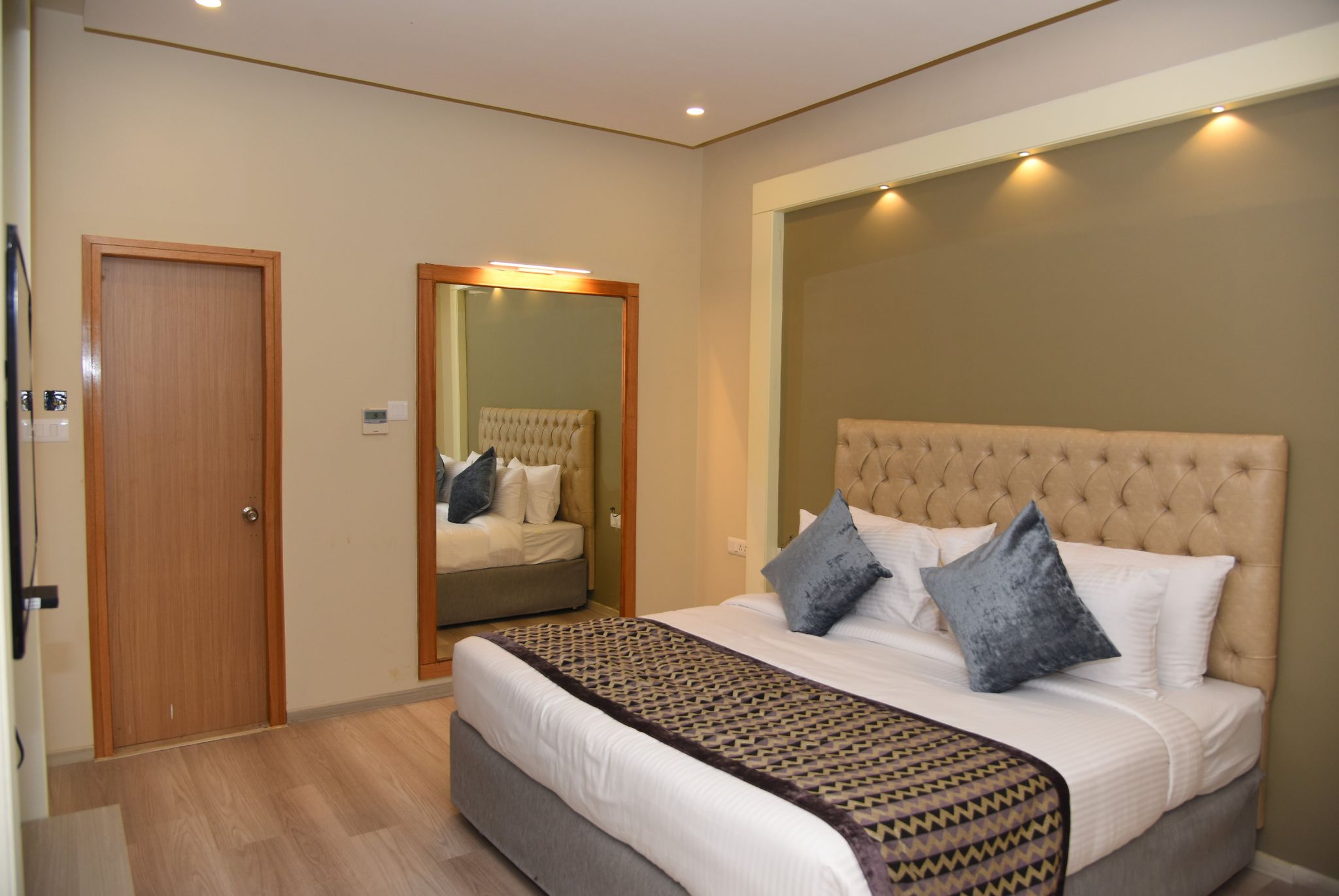 Mango Hotels Naveen Mango Comfort 2