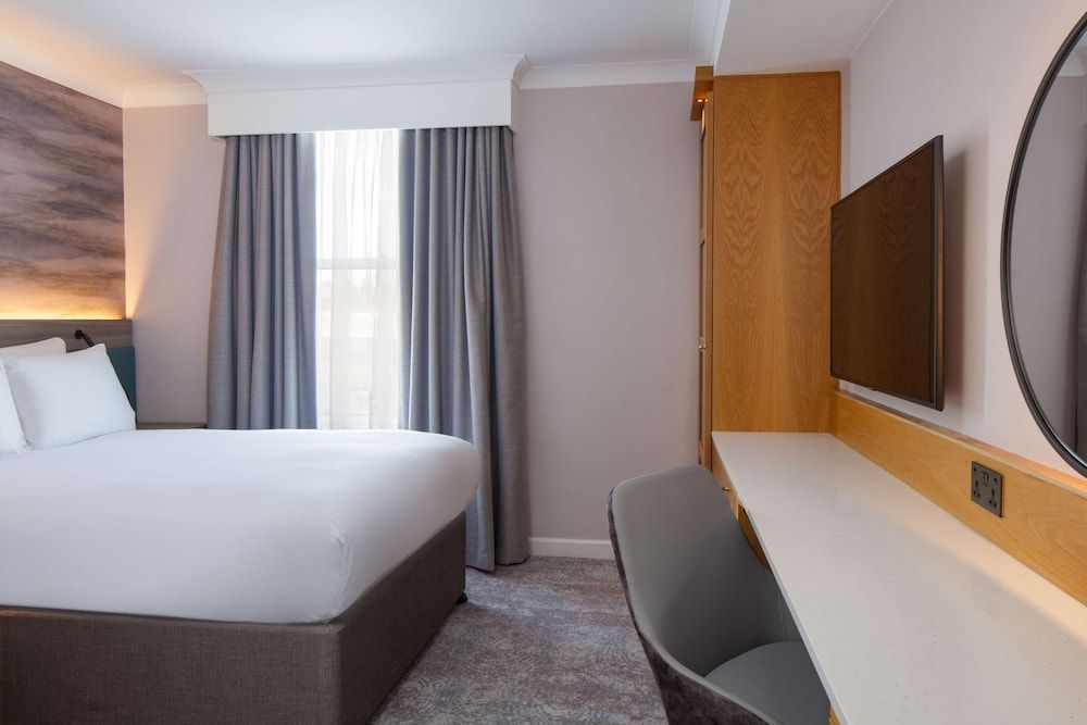Doubletree by Hilton Bath Room, 1 Double Bed 2