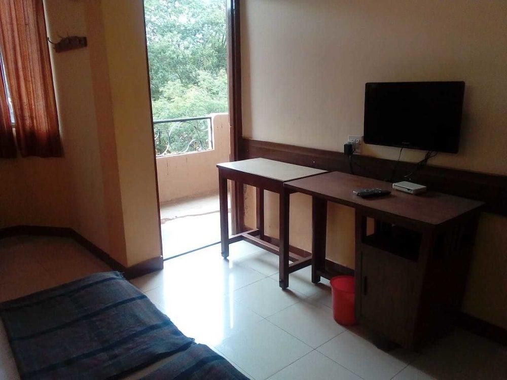 undefined IROOMZ Samrat Ashok 9