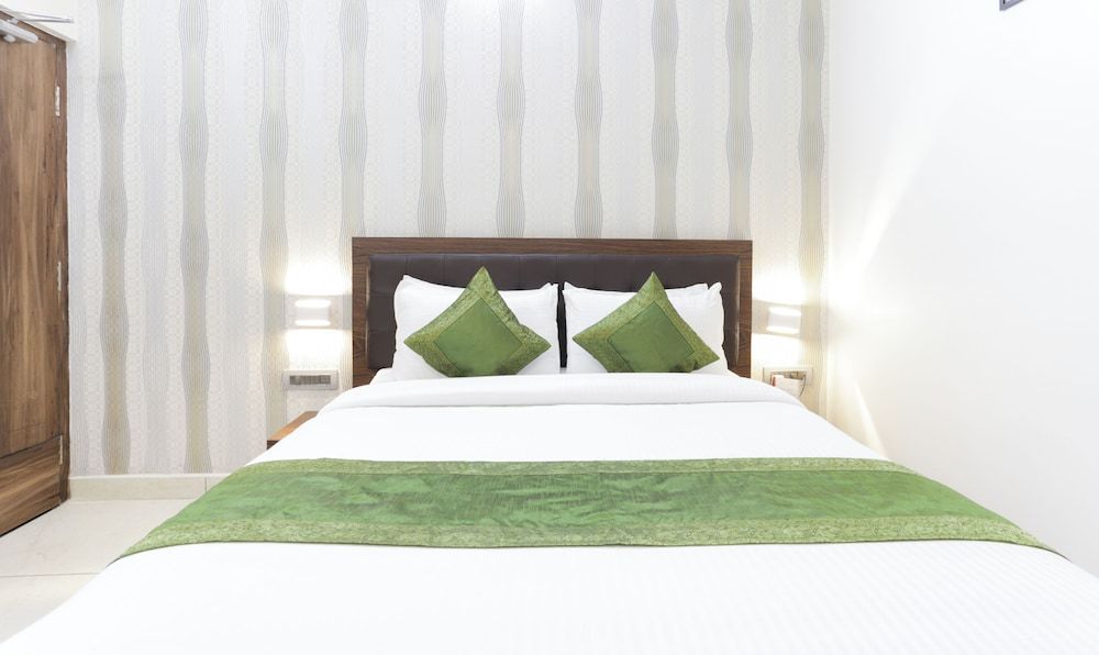 Treebo Sandpipers Kushalnagar Standard Double Room