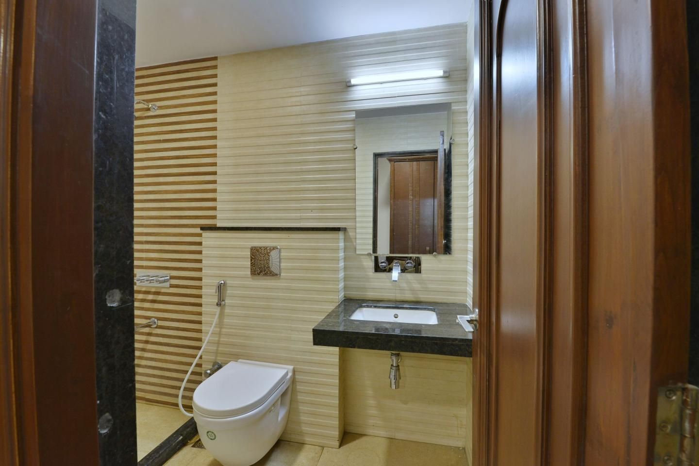 Hotel Ashray Luxury A/C Room 4