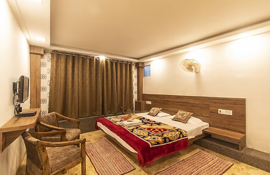 Hotel Meghdoot Deluxe AC  4