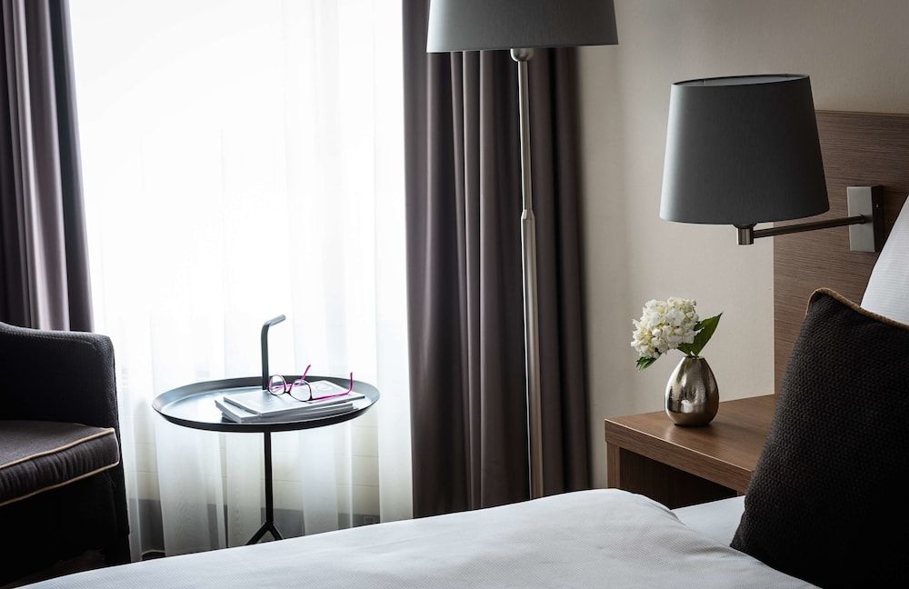 undefined AMERON Luzern Hotel Flora 5