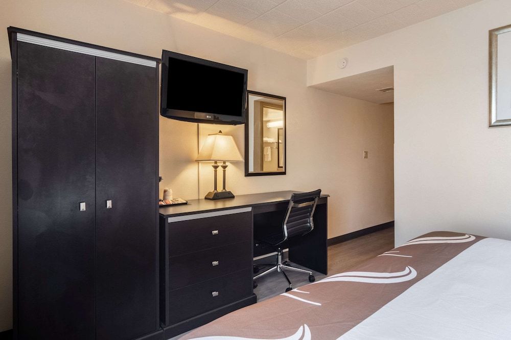 Room, 1 King Bed, Accessible, Non Smoking