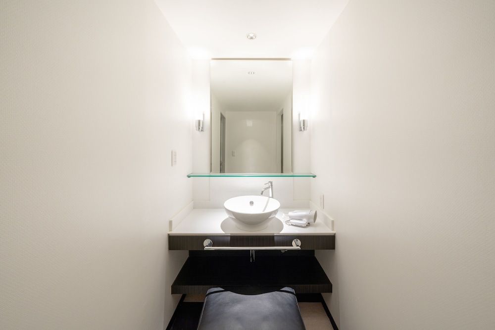 New Otani Inn Sapporo Deluxe Quadruple Room, Non Smoking 12