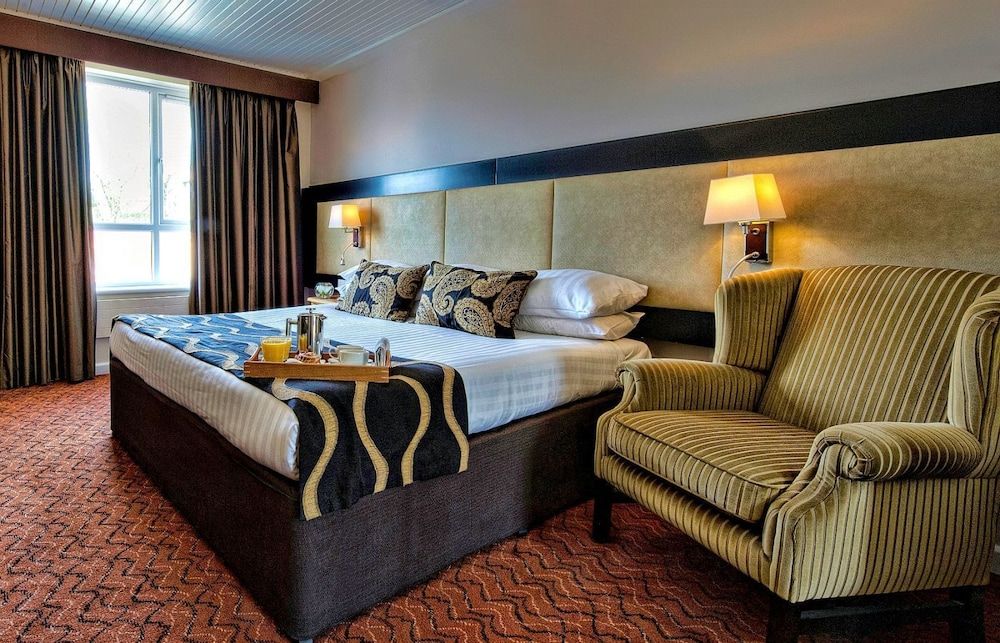 undefined Wellington Park Hotel