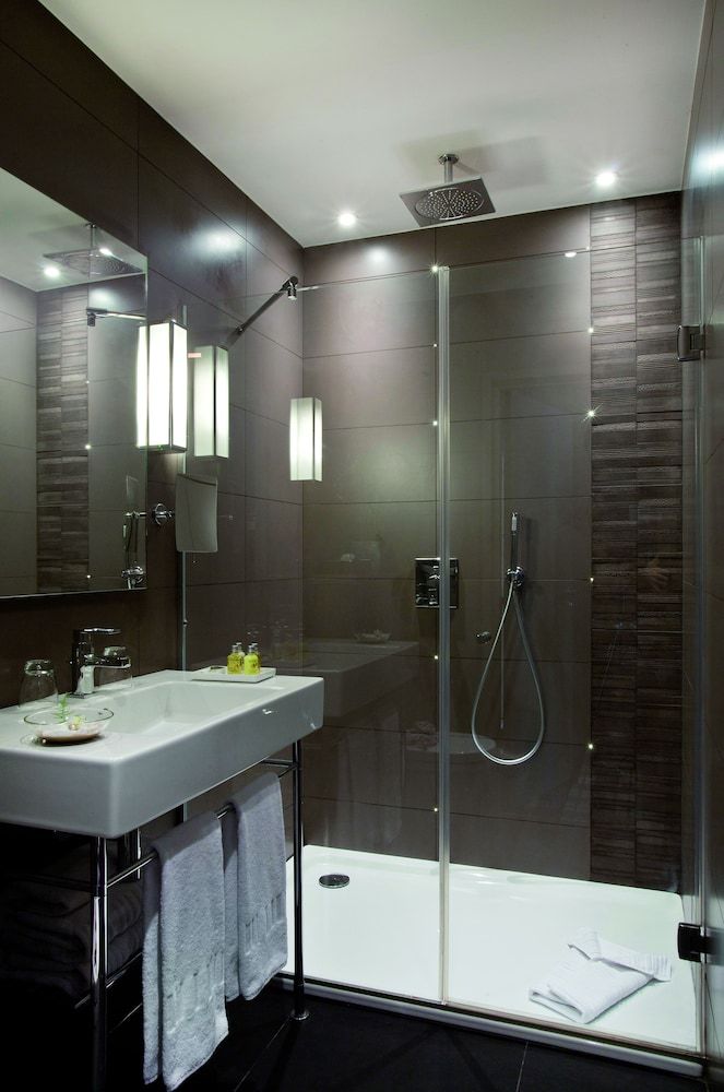 Le Grey Hotel Superior Double or Twin Room 4