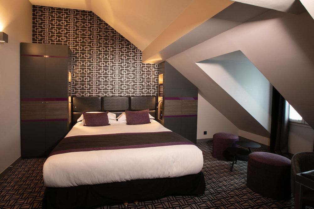 undefined Le Grey Hotel 5