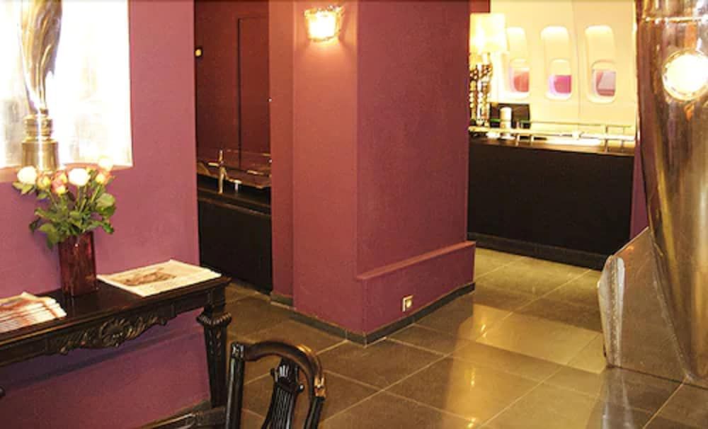 undefined WHO - Windsor Hotel Opera 7