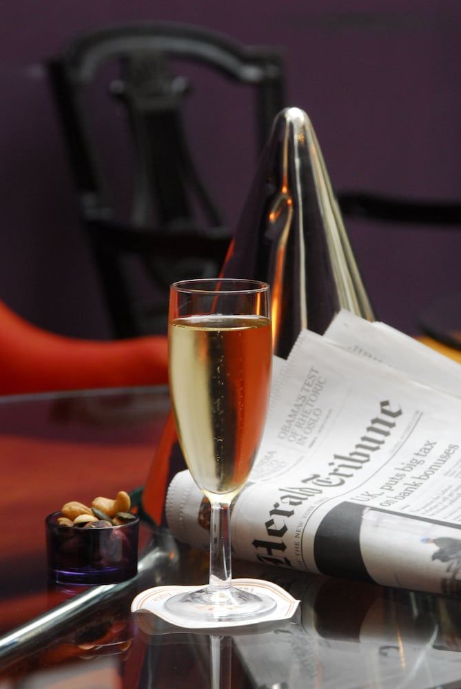 undefined WHO - Windsor Hotel Opera 8