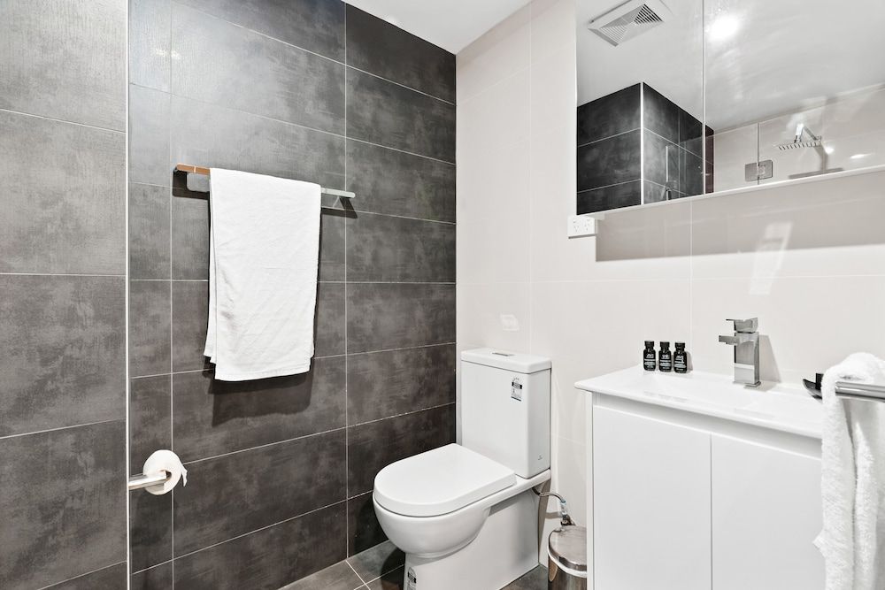 Seranin Gordon Seranin | Gordon - Standard Studio 8