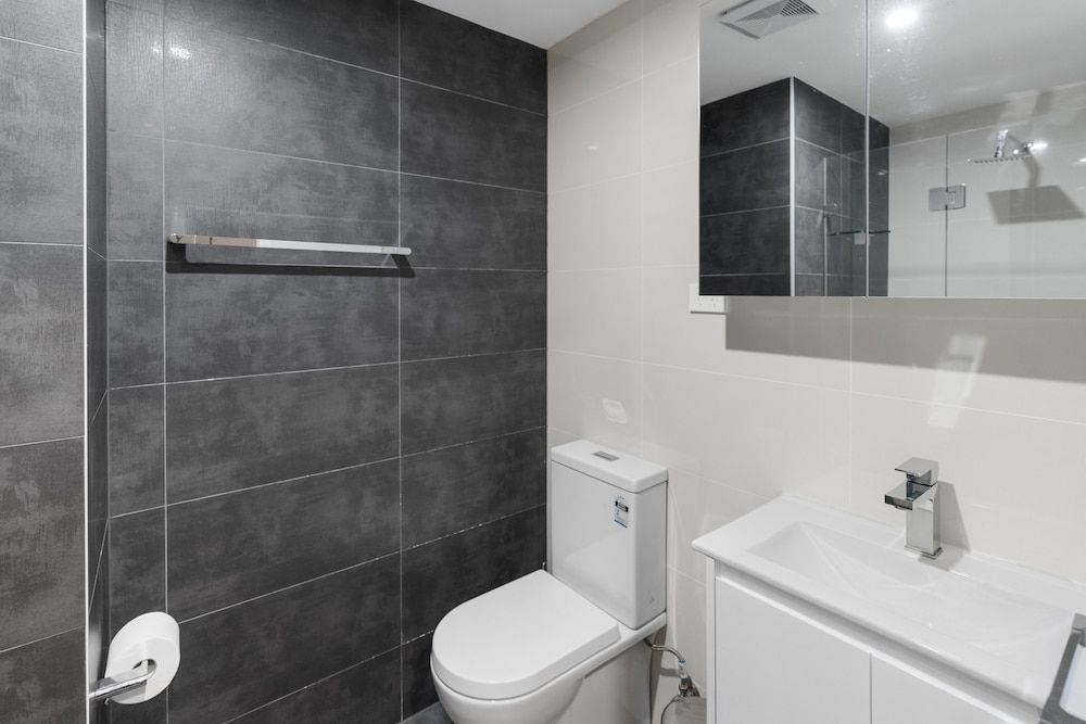 Seranin Gordon Seranin | Gordon - Standard Studio 6