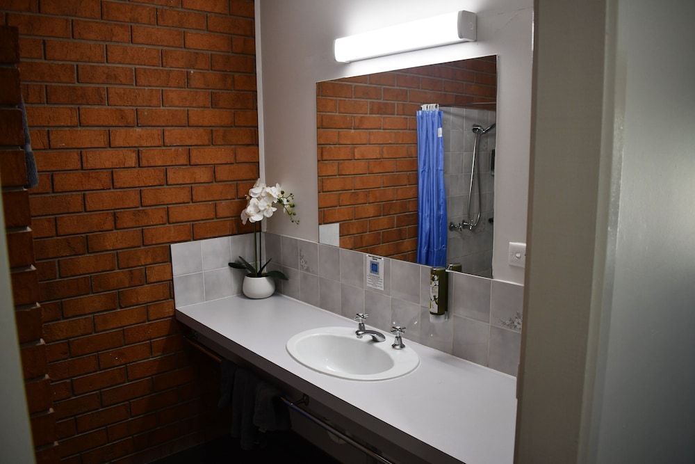 Berrigan Motel Standard Double Room 10