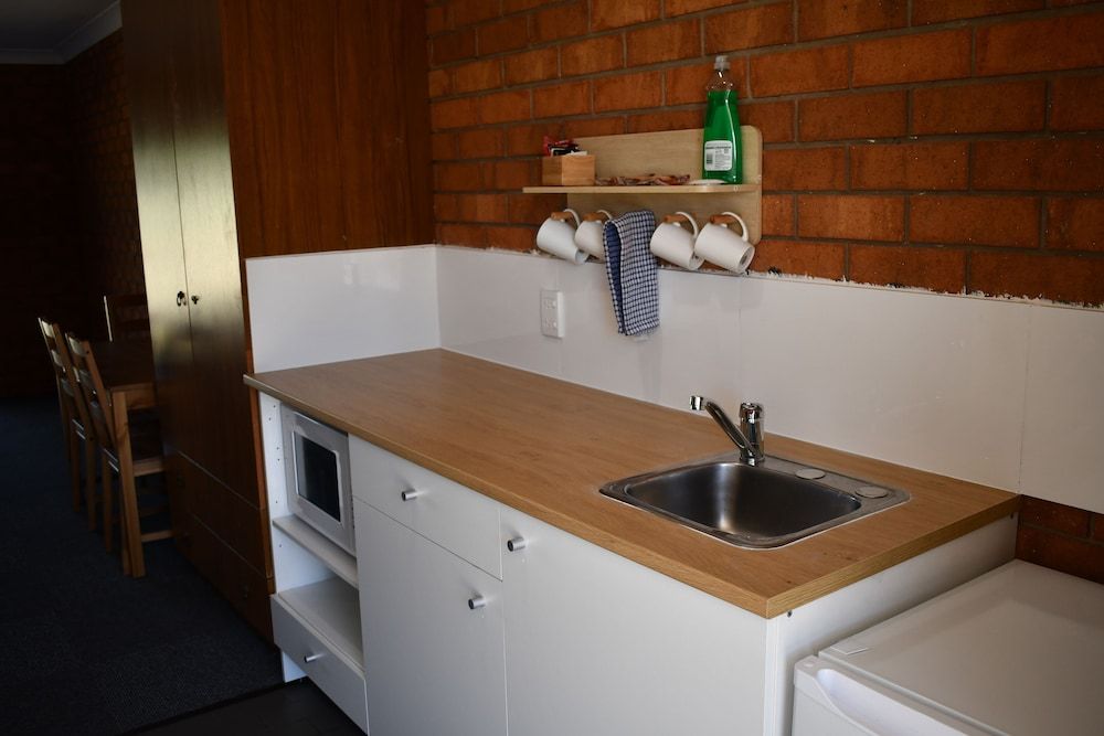 Berrigan Motel Standard Double Room 12