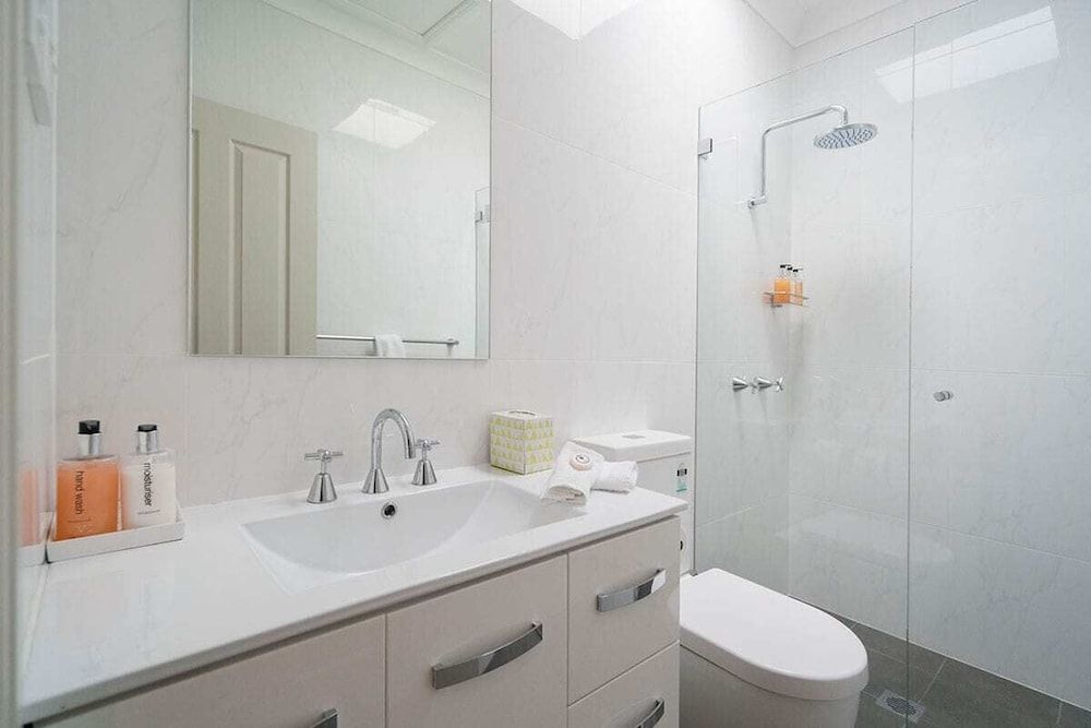 Thistle Hill Guest House Luxury Villa, Multiple Beds, Garden View 17