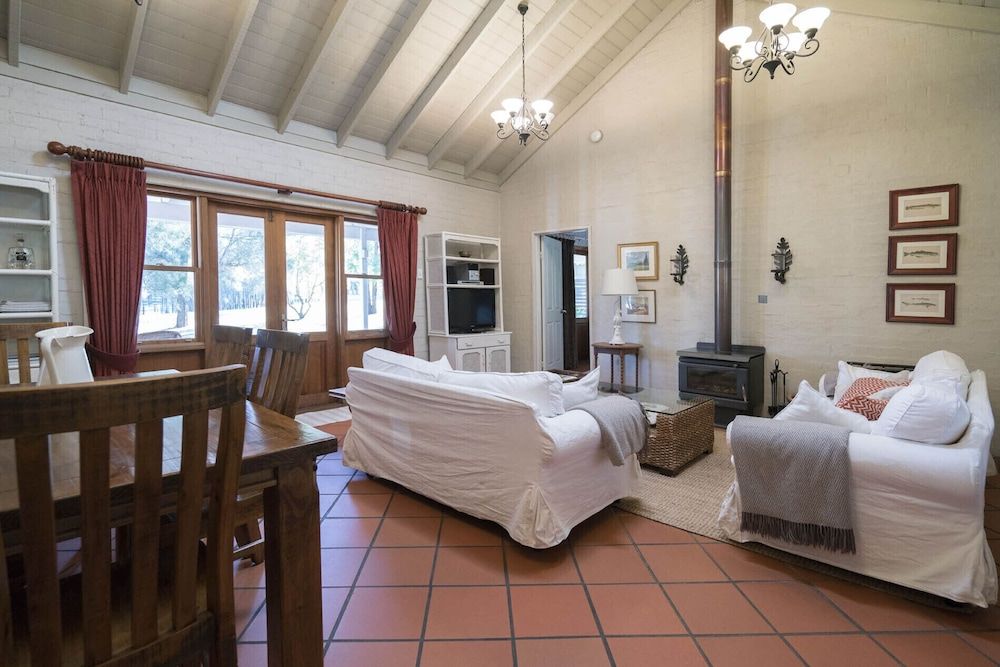 Thistle Hill Guest House Luxury Villa, Multiple Beds, Garden View