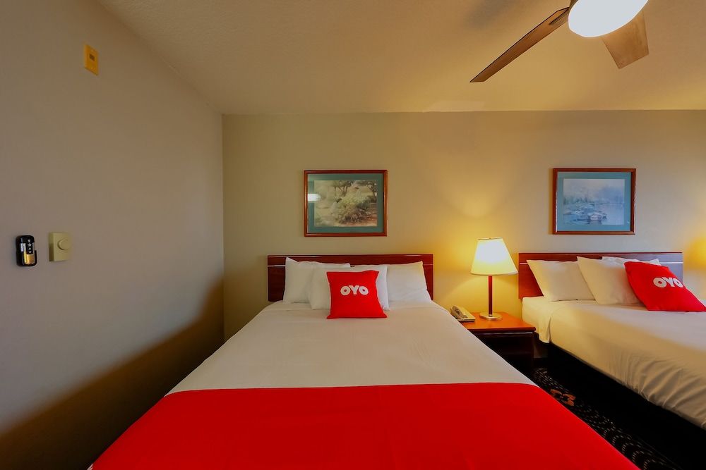 Siletz Bay Beachfront Hotel by OYO Lincoln City Double Room, 2 Queen Beds, Balcony, Ocean View 4