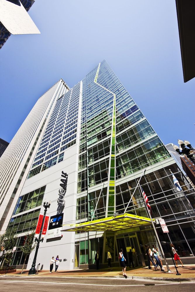 undefined theWit Chicago, a Hilton Hotel 2