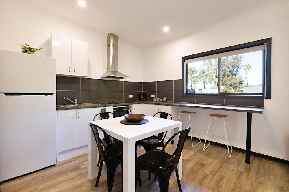 Gardenview Lodge Motel Villa, 2 Bedrooms, Kitchen 4